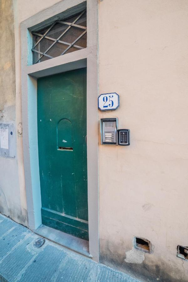S1 - Serristori Tower Apt - Dolcevita Holiday Florence Exterior photo